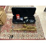 A YAMAHA SAXOPHONE IN BRASS - MODEL YTS-275 371393 (AS NEW) IN ORIGINAL CASE WITH ALL COMPONENTS