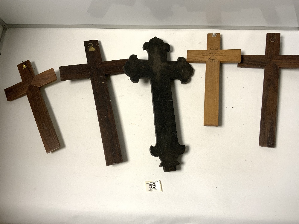 FIVE CRUCIFIXES - Image 4 of 5