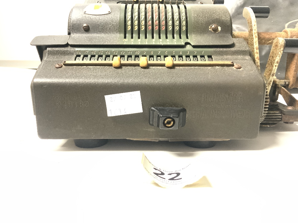 A VINTAGE ADDING MACHINE MADE BY 'BRUNSVIGA' SOLD BY BLOCK AND ANDERSON LTD, LONDON AND - Image 5 of 5