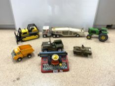 THE METTYPE JUNIOR TOY TYPEWRITER, A FRENCH TIN-PLATED TOY TANK, FOUR TONKA TOY VEHICLES -