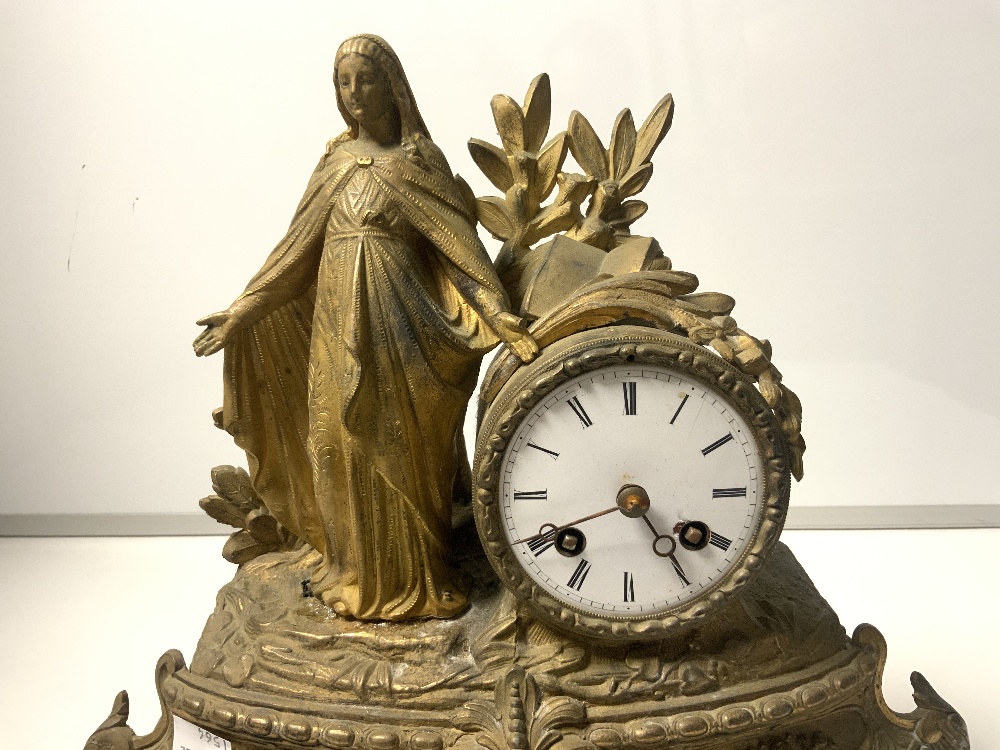 A FRENCH SPELTER RELIGIOUS FIGURAL MANTLE CLOCK ON BASE - MAKER VAUCEU LOUIS A/F, 26CMS - Image 2 of 5