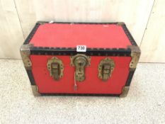 SMALL RED STORGAE TRUNK, 50 X 29 X 30CMS