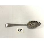 A GEORGE III HALLMARKED SILVER BERRY SPOON, 22CMS - LONDON 1803, 64 GRAMS