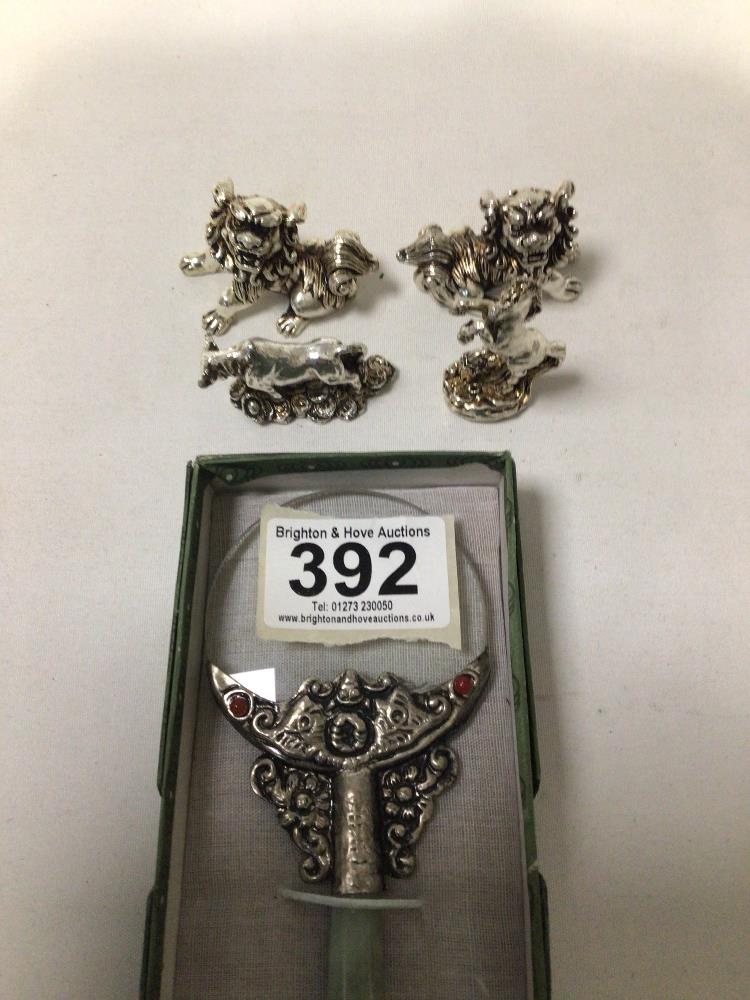 WHITE METAL ITEMS MAGNIFYING GLASS WITH TWO DOGS OF FOO, PRANCING HORSE AND COW MINIATURES - Image 2 of 2