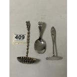 HALLMARKED SILVER SIFTER SPOON WITH APOSTLE TERMINAL 12CM, WITH HALLMARKED SILVER SPOON AND PUSHER