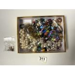 A QUANTITY OF COSTUME JEWELLERY INCLUDING, TWO GLASS BRACELETS, EARRINGS ETC