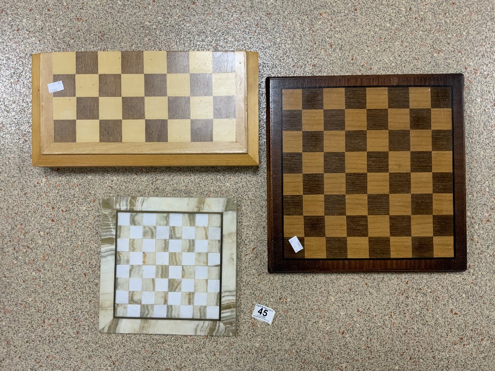 A METAL CHESS SET IN A BOX AND TWO CHESS BOARDS - Image 2 of 3