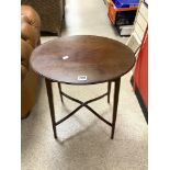 VICTORIAN OVAL SHAPED OCCASIONAL TABLE, 53 X 37CMS