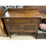 1930S OAK WASHSTAND WITH SINGLE DRAWER AND CUPBOARD UNDER, 92 X 44 X 80CMS