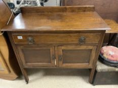 1930S OAK WASHSTAND WITH SINGLE DRAWER AND CUPBOARD UNDER, 92 X 44 X 80CMS
