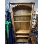 MODERN PINE STANDING OPEN BOOKCASE, 80 X 182CMS