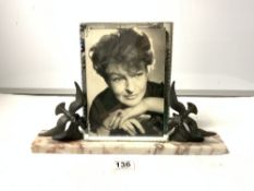 FRENCH ART DECO BIRD AND MARBLE PHOTO FRAME HOLDER