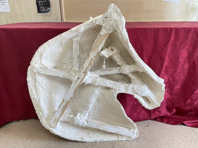 LARGE PLASTER HEAD OF A HORSE 83 CMS (THE GODFATHER) - Image 4 of 4