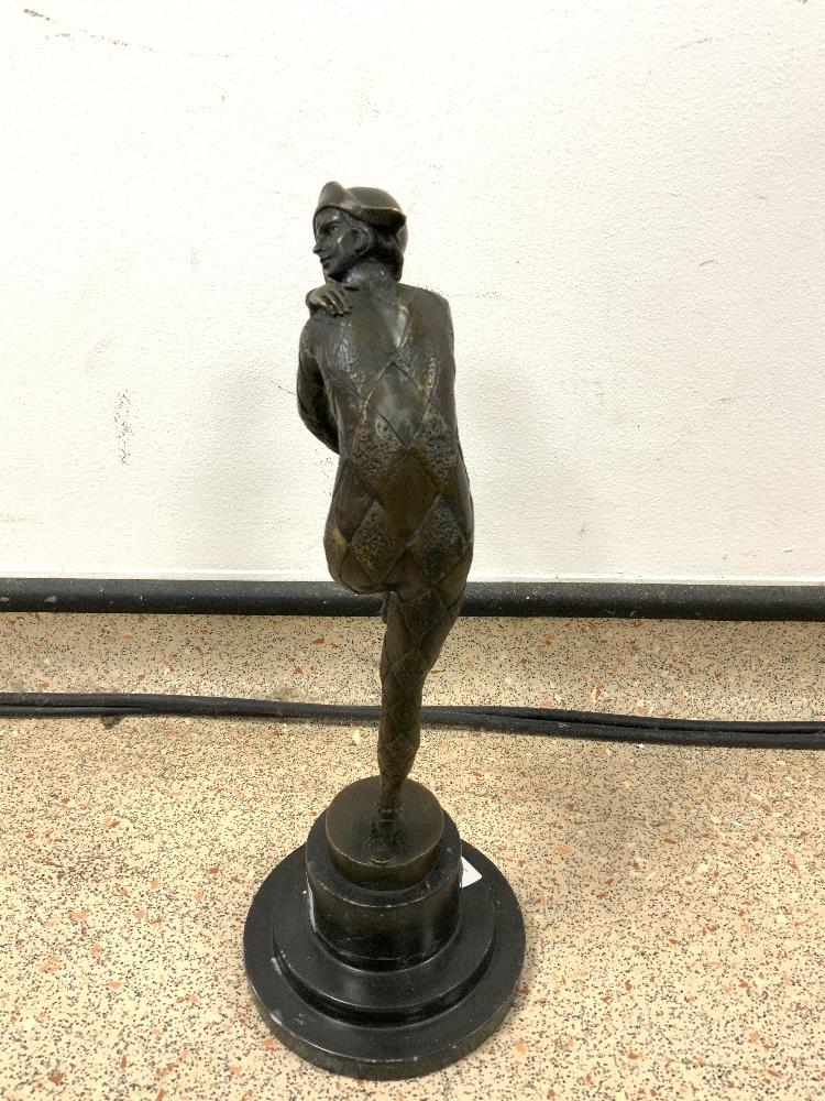 ART DECO STYLE BRONZE FIGURE OF HARLEQUIN AFTER CHIPARUS, 34CMS - Image 3 of 5