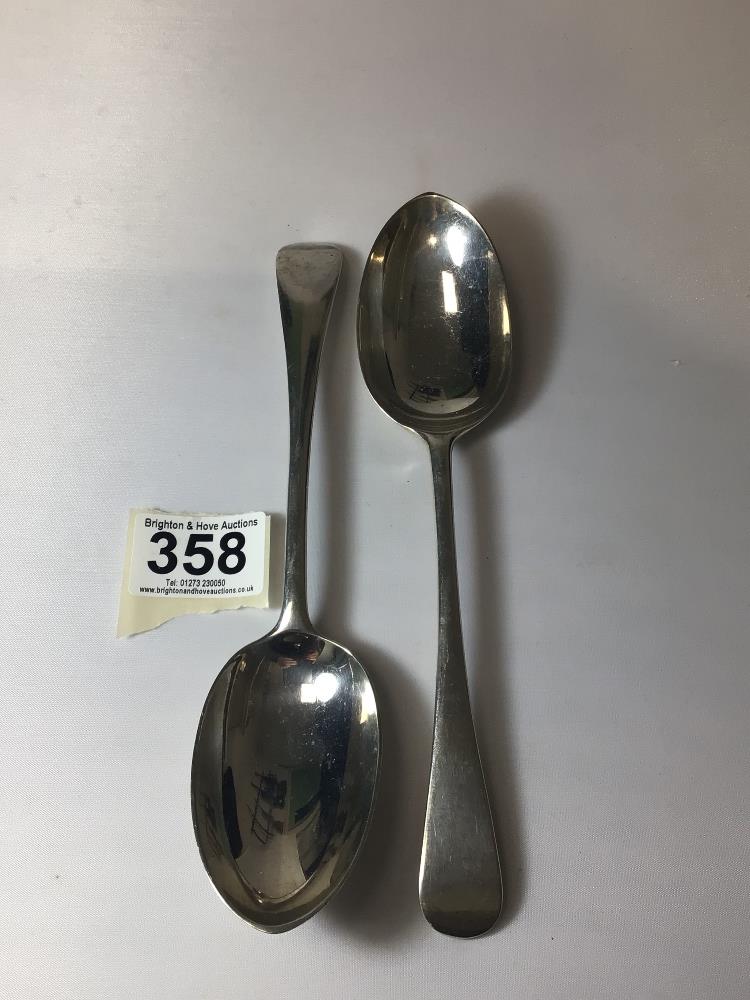 PAIR OF HALLMARKED SILVER TABLESPOONS, 21.5CMS 1906 BY FRANCIS HIGGINS & SONS, 163 GRAMS