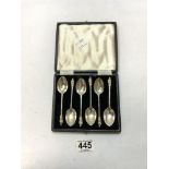 SET OF SIX HALLMARKED SILVER APOSTLE TEA SPOONS IN CASE, LONDON 1900, 74 GRAMS