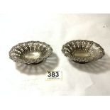 PAIR OF EDWARDIAN HALLMARKED SILVER PIERCED AND EMBOSSED OVAL PEDESTAL BON BON DISHES, 11.5CMS BY