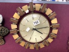 1960'S DESIGN METAMEC QUARTZ WALL CLOCK