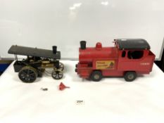VINTAGE TRI-ANG PUFF PUFF 73000 TOY TRAIN AND A VINTAGE WILESCO STEAM TRAKTOR ENGINE