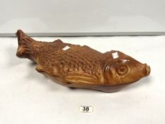 POTTER FISH FORM, FISH DISH, 50CMS