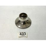 HALLMARKED SILVER CAPSTAN INKWELL WITH A TORTOISE SHELL INSET LID 9.5CMS BIRMINGHAM 1911