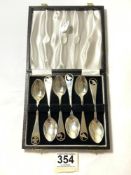 SET OF SIX HALLMARKED SILVER TEASPOONS WITH PIERCED BIRD TERMINALS (CASED) 1978 BY SUSAN. M .