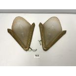 A PAIR OF ART DECO DESIGN FROSTED GLASS AND BRASS TRIANGULAR WALL LIGHTS, 28 X 26CMS