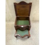 VICTORIAN MAHOGANY SERPENTINE FRONT STEP COMMODE ON TURNED LEGS
