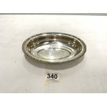 OVAL WHITE METAL ENTRE DISH - STAMPED 800, 202 GRAMS
