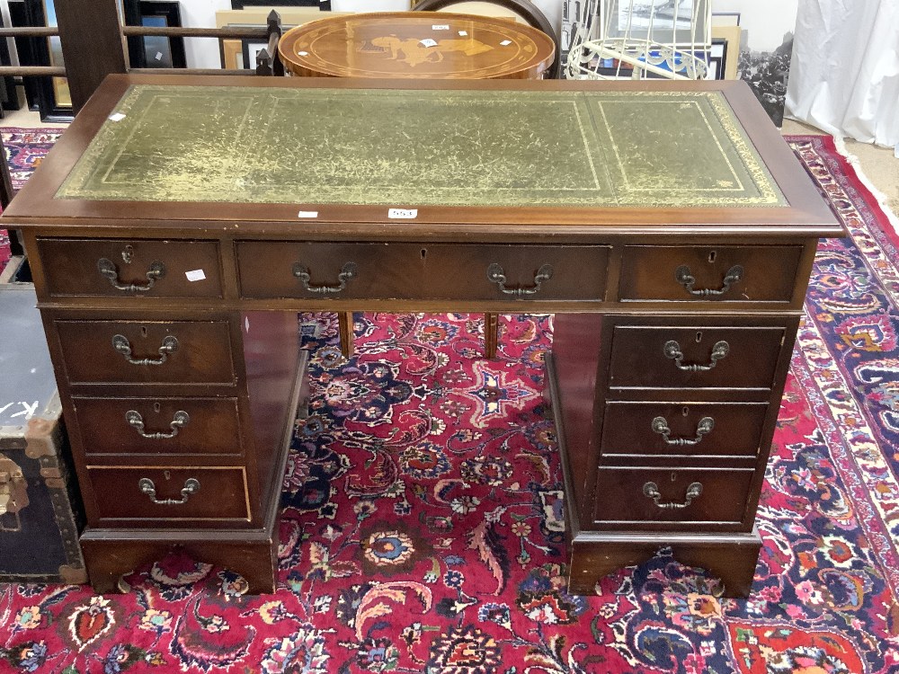 REPRODUCTION MAHOGANY PEDESTAL DESK WITH TOOLED GREEN LEATHER TOP, 122 X 60 X 78CMS