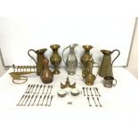 PAIR BRASS WATER JUGS, EASTERN BRASS VASE, A QUANTITY OF CHINESE SPOONS AND OTHER METALWARE