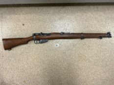 REPLICA S M L BRITISH RIFLE