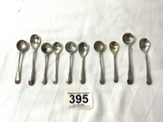 MIXED QUANTITY OF HALLMARKED SILVER MUSTARD/CONDIMENT SPOONS