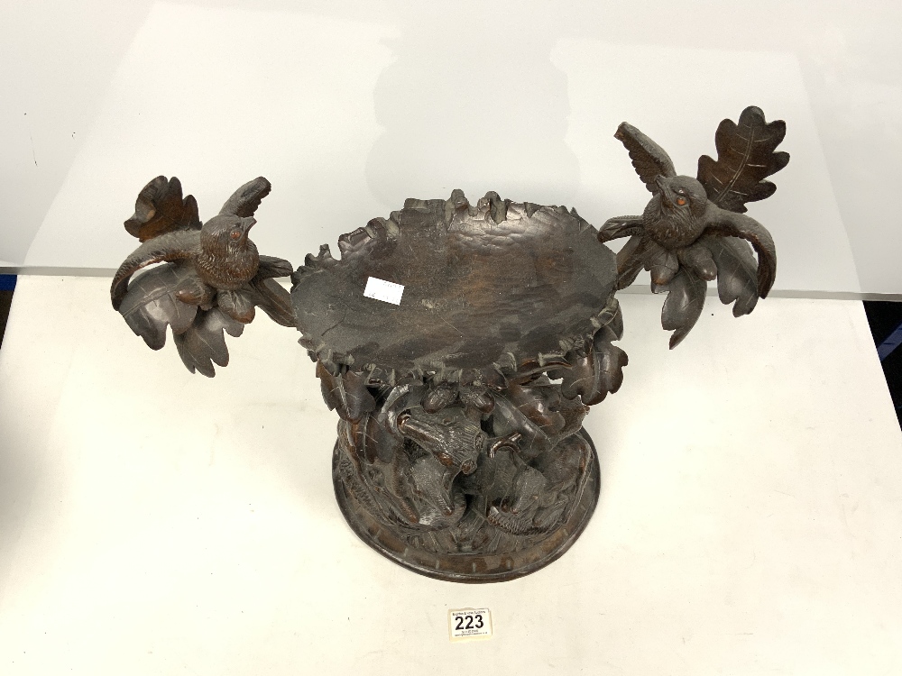 19TH CENTURY CARVED BLACK FOREST CENTRE PIECE WITH STAG, DEER AND BIRDS IN ATTENDANCE, CARVED ACORNS - Image 2 of 5