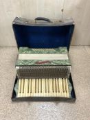 TONEUA ITALIAN PIANO ACCORDIAN IN ORIGINAL CASE