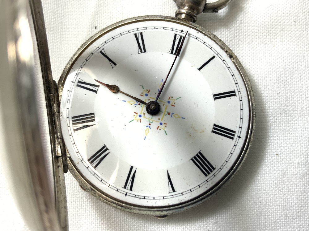 FINE SILVER LADIE'S POCKET WATCH WITH KEY - Image 2 of 5