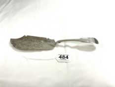 HALLMARKED SILVER FISH SLICE, WITH PIERCED FISH DETAIL DECORATION, LONDON 1846 MAKER JAMES BEEBE,