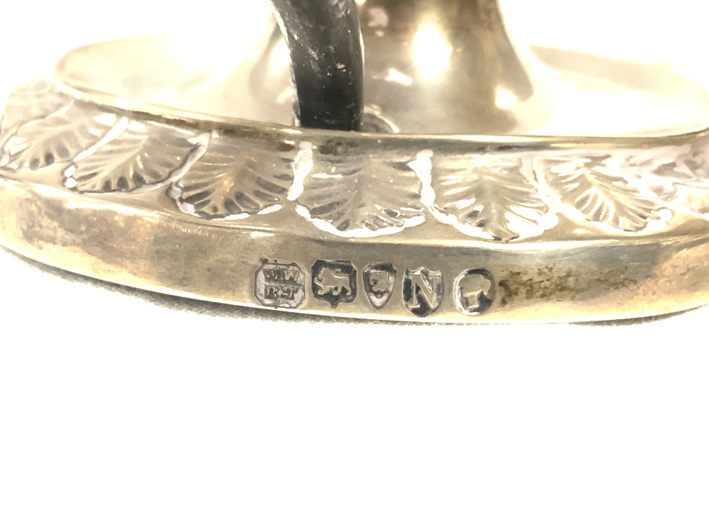 PAIR OF HALLMARKED SILVER ADAM DESIGN TABLE LAMPS WITH EMBOSSED SWAG DETAIL, LONDON 1888, 15CMS HIGH - Image 3 of 5