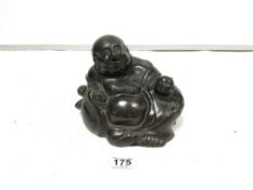 A 20TH CENTURY HEAVY BRONZE FIGURE OF A BUDDHA AND CHILD