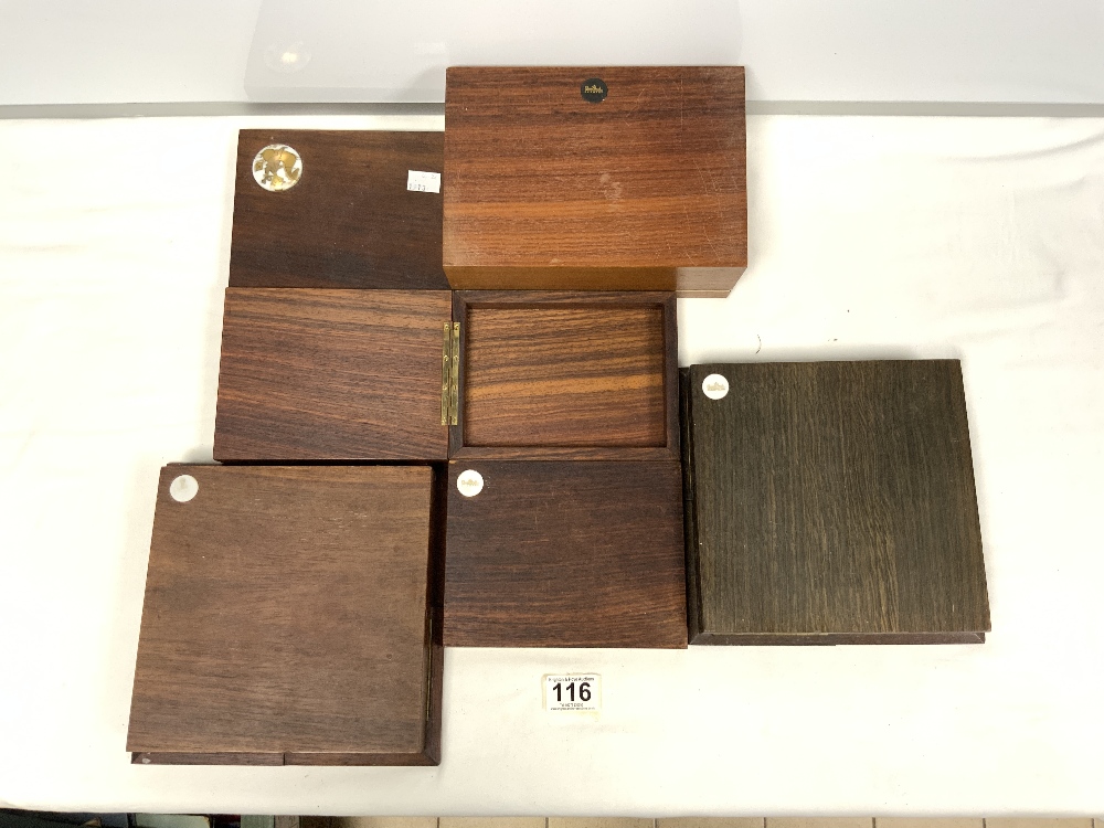 FOUR MID-CENTURY ROSENTHAL TRINKET BOXES MADE FROM OAK AND TEAK, ONE WITH A CIRCULAR PLAQUE BJORN - Image 5 of 7