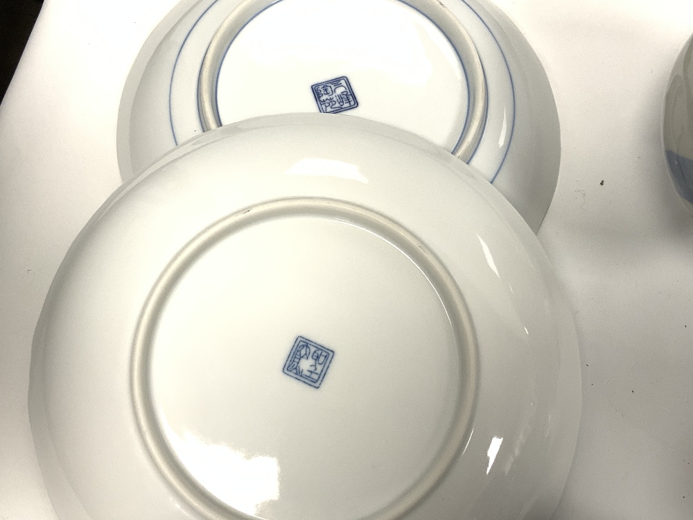A QUANTITY OF 20TH CENTURY BLUE AND WHITE CHINESE CERAMICS INCLUDES SMALL VASES AND PLATES - Image 8 of 10