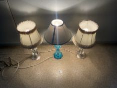 THREE CUT GLASS STYLE TABLE LAMPS, THE TALLEST 26CMS