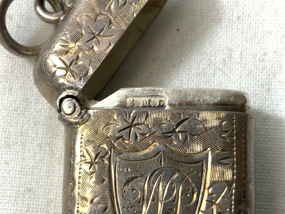 TWO SMALL HALLMARKED SILVER ENGRAVED VESTA'S, 25 GRAMS - Image 7 of 8