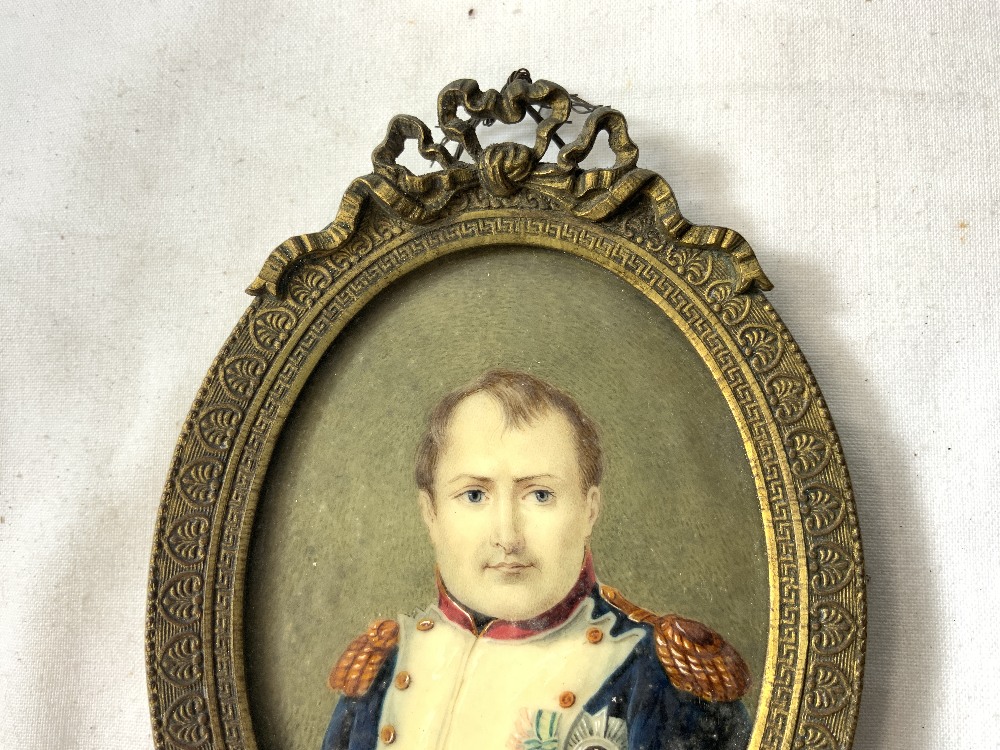 OVAL HANDPAINTED PORTRAIT OF NAPOLEON IN OVAL GILT METAL FRAME, 11 X 8.5CMS - Image 4 of 4