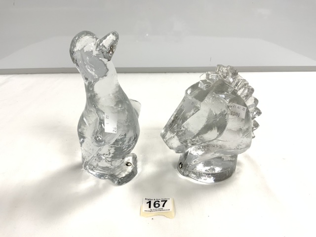 PUKEBERG - SWEDEN GLASS PENGUIN, 21CMS AND HORSES HEAD