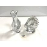 PUKEBERG - SWEDEN GLASS PENGUIN, 21CMS AND HORSES HEAD