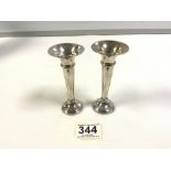 A PAIR OF HALLMARKED SILVER TRUMPET-SHAPED POSY VASES, BIRMINGHAM 1974, MAKER - A T. CANON LTD, 45