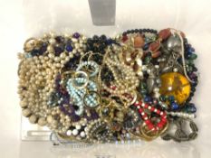 QUANTITY OF COSTUME JEWELLERY, NECKLACES AND OTHER