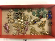 QUANTITY OF STANLEY HAGLER OF NEW YORK COSTUME JEWELLERY BROOCH AND EARRING SETS