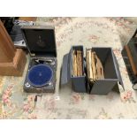 THE JETEL 'COLONIAL' PORTABLE GRAMOPHONE AND A QUANTITY OF RECORDS